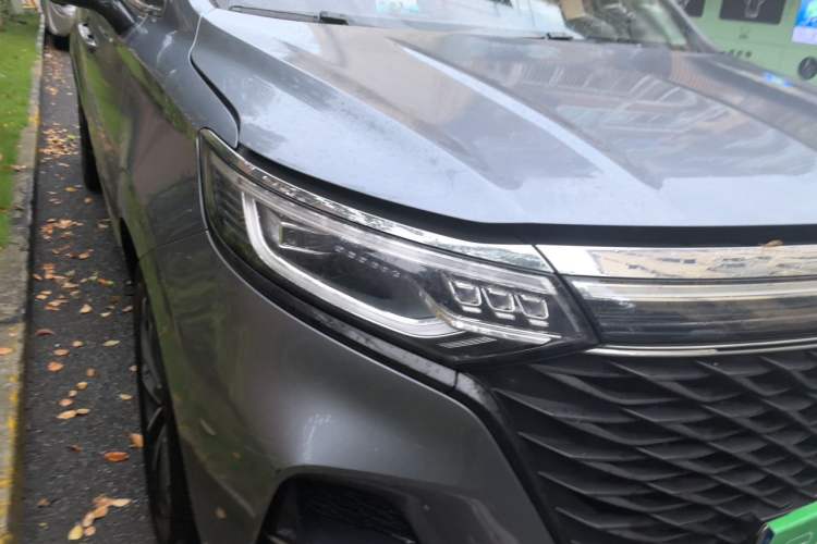 Used Roewe iMAX8 2022 400TGI Celebration Edition Right Front Headlight