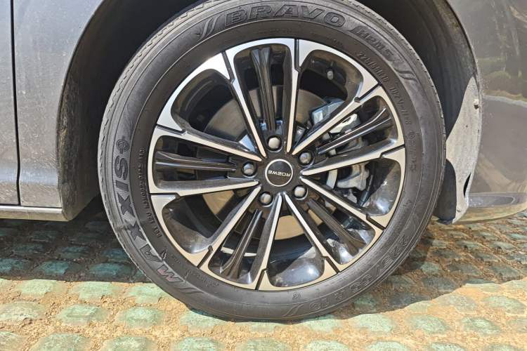 Used Roewe iMAX8 2022 400TGI Flagship Edition Right Front Wheel Hub