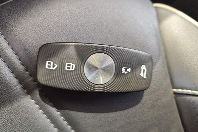 Used Roewe iMAX8 2022 400TGI Flagship Edition Vehicle Key