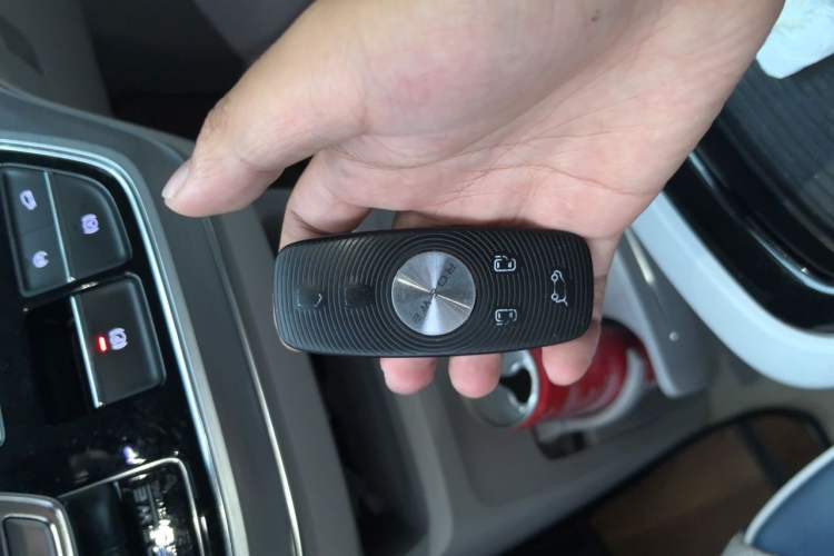 Used Roewe iMAX8 2022 400TGI Celebration Edition Vehicle Key