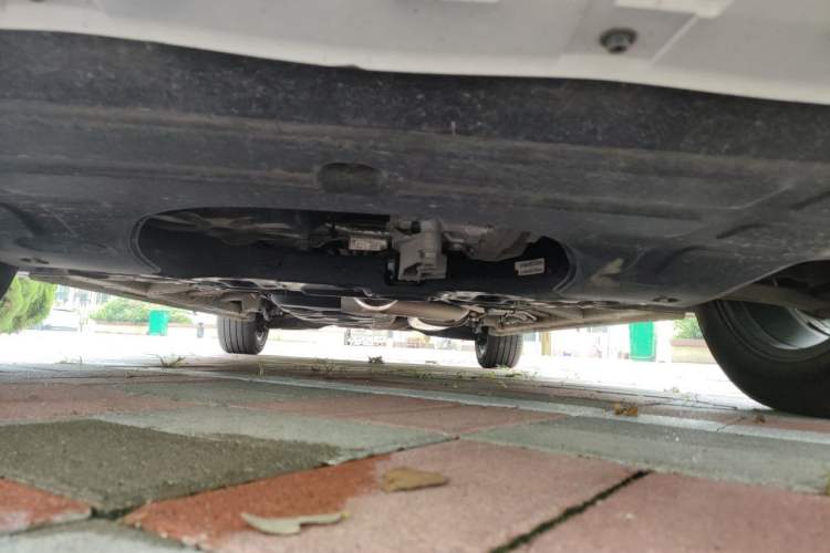 Used Roewe iMAX8 2022 400TGI Celebration Edition Chassis Front