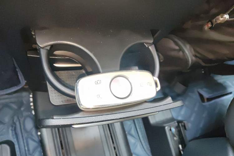 Used Roewe iMAX8 2022 400TGI Prestige Edition Interior 1