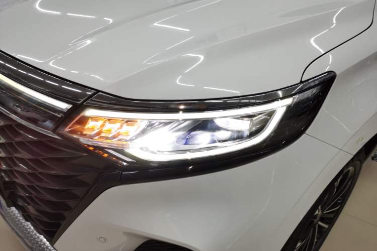 Used Roewe iMAX8 2022 400TGI Prestige Edition Left Front Headlight