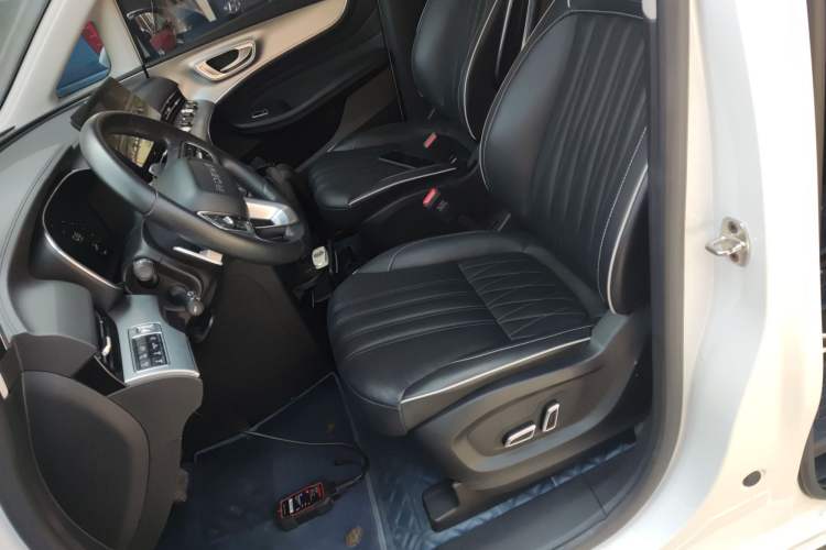 Used Roewe iMAX8 2022 400TGI Prestige Edition Left Front Seat