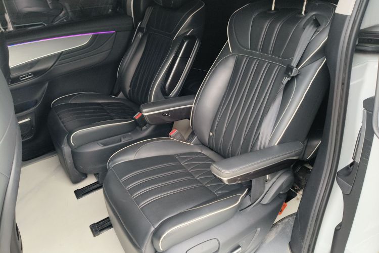 Used Roewe iMAX8 2022 400TGI Flagship Edition Left Rear Seat
