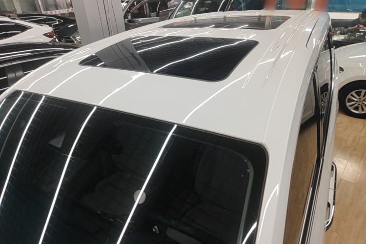 Used Roewe iMAX8 2022 400TGI Prestige Edition Roof