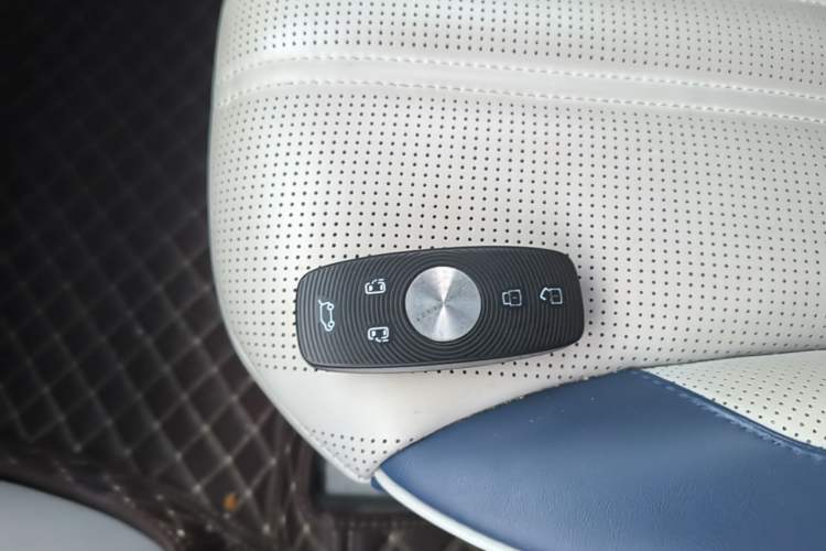 Used Roewe iMAX8 2022 400TGI Ultimate Edition Vehicle Key