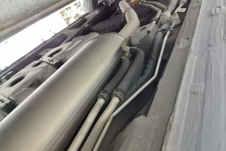 Used Roewe iMAX8 2023 400TGI Comfort Edition Chassis Rear Left