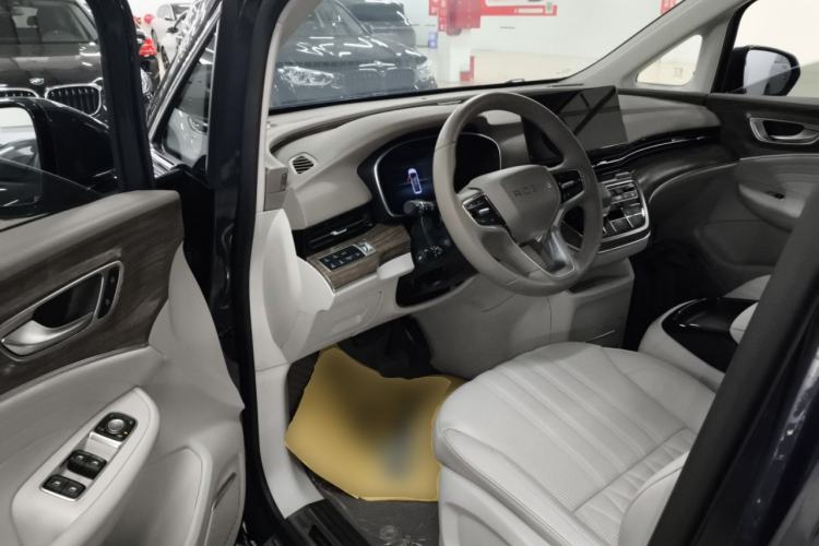 Used Roewe iMAX8 2023 400TGI Comfort Edition Driver Seat