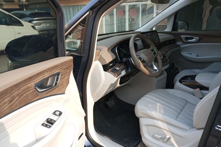 Used Roewe iMAX8 2023 400TGI Comfort Edition Driver Seat