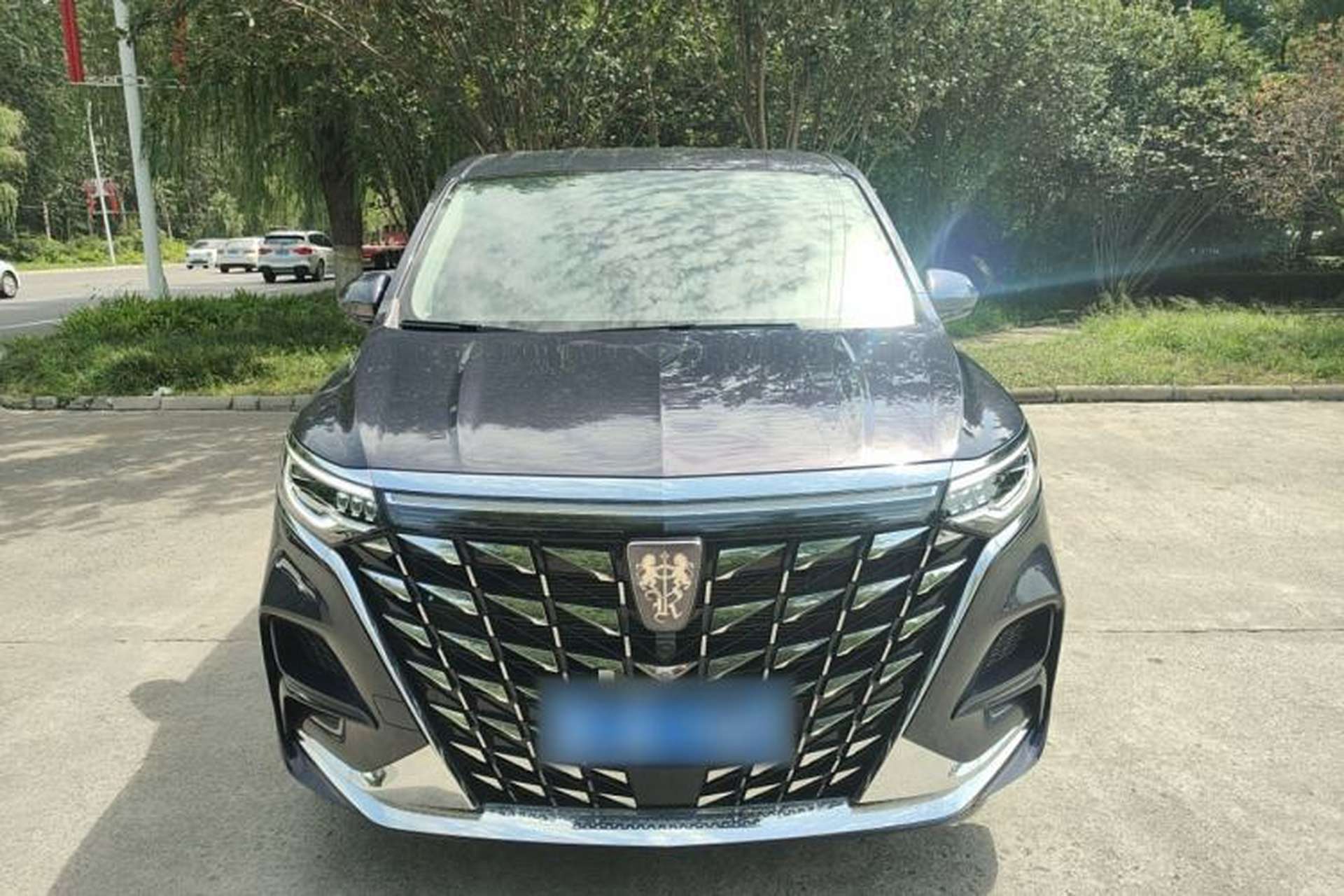 Used Roewe iMAX8 2023 400TGI Comfort Edition Exterior 1