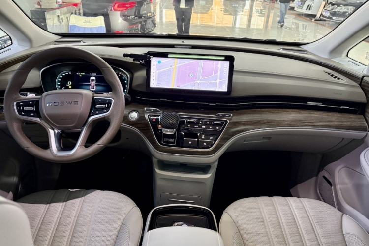 Used Roewe iMAX8 2023 400TGI Comfort Edition Interior 4