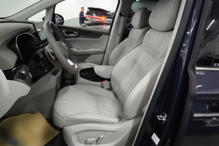 Used Roewe iMAX8 2023 400TGI Comfort Edition Left Front Seat