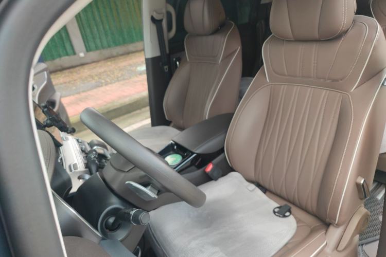 Used Roewe iMAX8 2023 400TGI Comfort Edition Left Front Seat