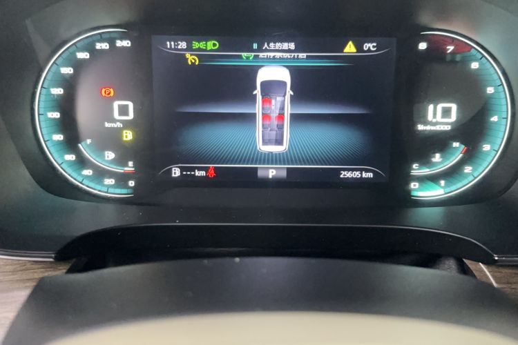 Used Roewe iMAX8 2023 400TGI Comfort Edition Odometer Close Up