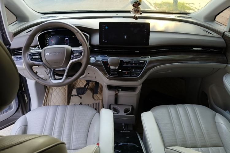 Used Roewe iMAX8 2023 400TGI Comfort Edition Center Console