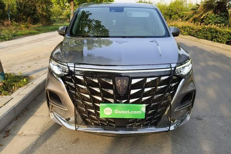 Used Roewe iMAX8 2023 400TGI Comfort Edition Front