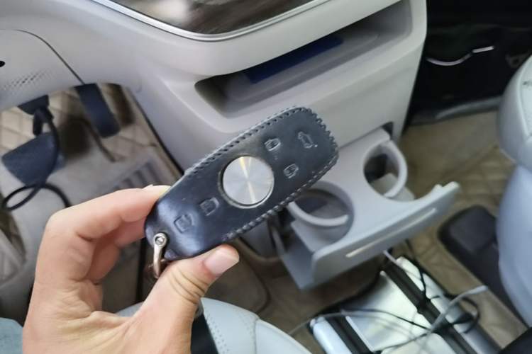 Used Roewe iMAX8 2023 400TGI Comfort Edition Interior 1