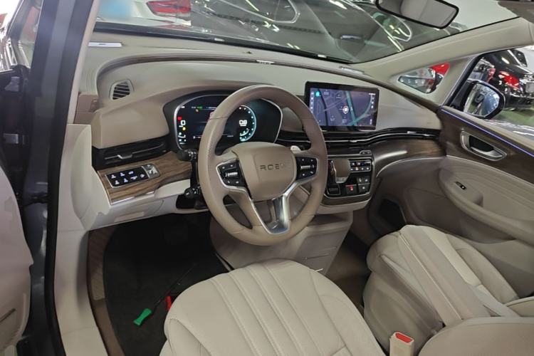 Used Roewe iMAX8 2023 400TGI Comfort Edition Center Console