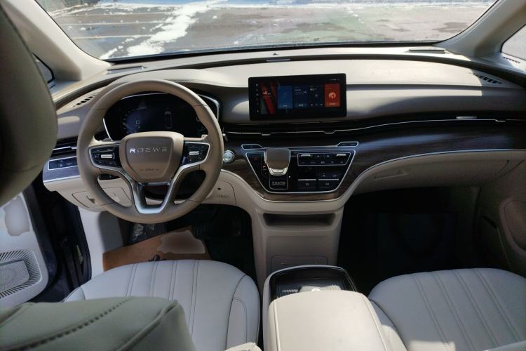 Used Roewe iMAX8 2023 400TGI Elite Edition Center Console
