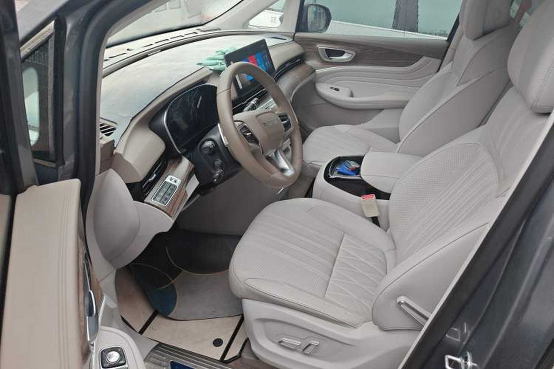 Used Roewe iMAX8 2023 400TGI Comfort Edition Driver Seat