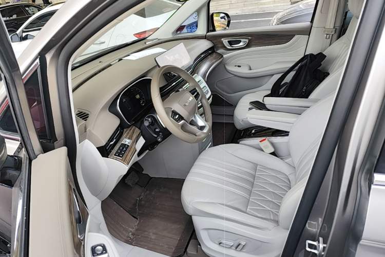 Used Roewe iMAX8 2023 400TGI Comfort Edition Driver Seat