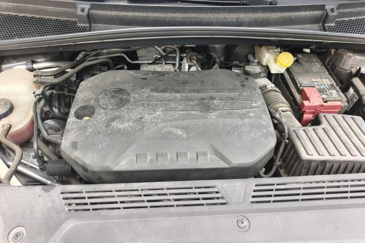 Used Roewe iMAX8 2023 400TGI Comfort Edition Engine Bay