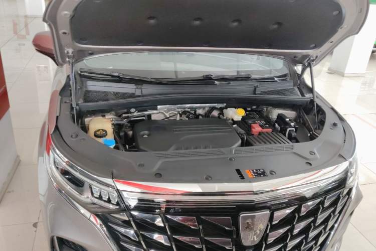 Used Roewe iMAX8 2023 400TGI Comfort Edition Engine Bay