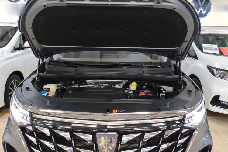 Used Roewe iMAX8 2023 400TGI Comfort Edition Engine Bay