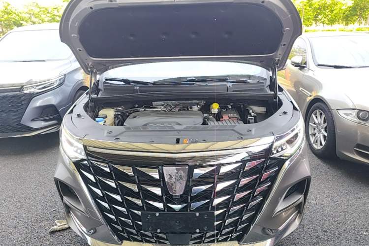 Used Roewe iMAX8 2023 400TGI Comfort Edition Engine Bay