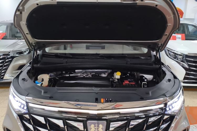 Used Roewe iMAX8 2023 400TGI Comfort Edition Engine Bay