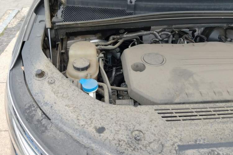 Used Roewe iMAX8 2023 400TGI Comfort Edition Engine Bay Right