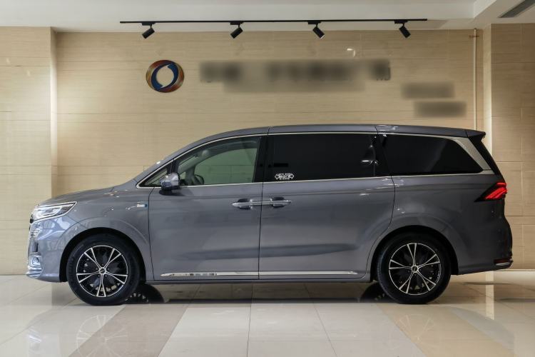 Used Roewe iMAX8 2023 400TGI Comfort Edition Exterior 3