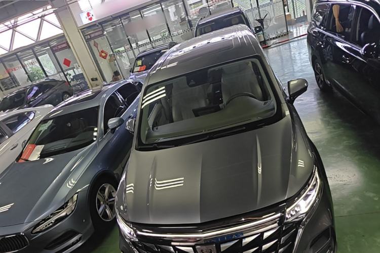 Used Roewe iMAX8 2023 400TGI Comfort Edition Front