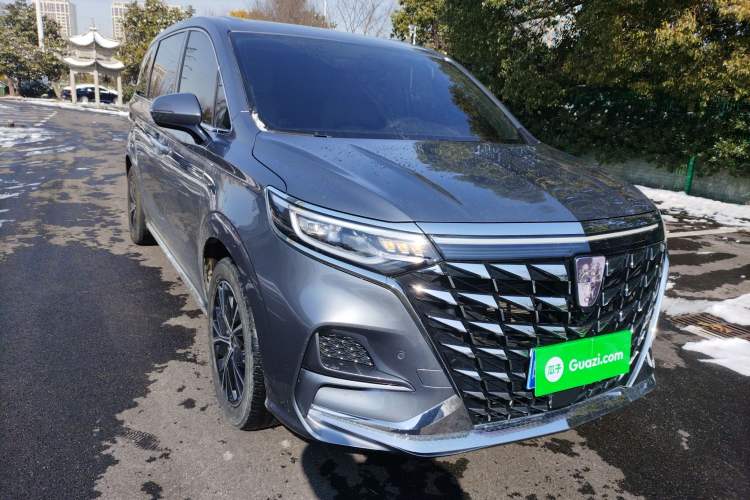 Used Roewe iMAX8 2023 400TGI Elite Edition Front Right 45 Deg