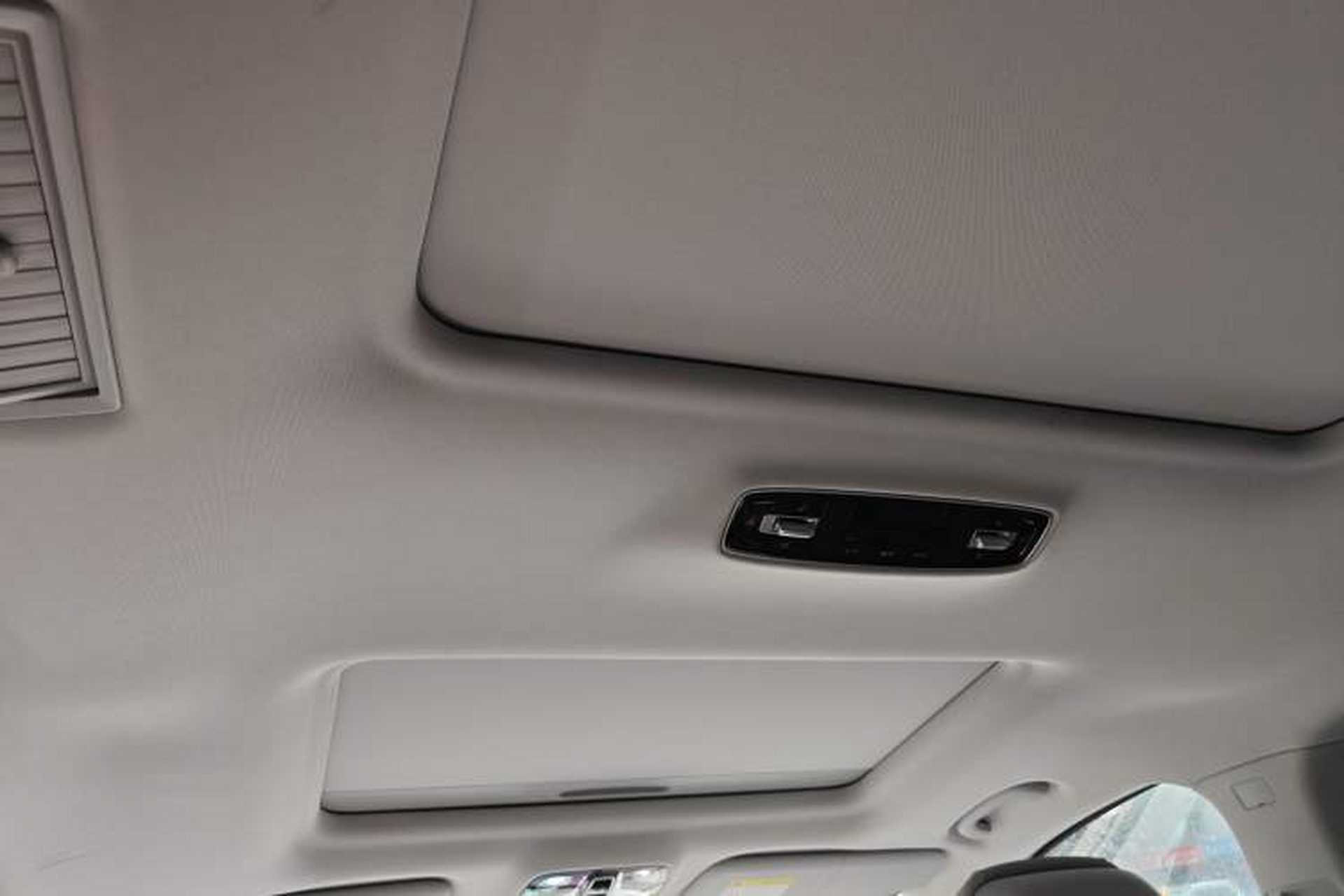 Used Roewe iMAX8 2023 400TGI Comfort Edition Headliner