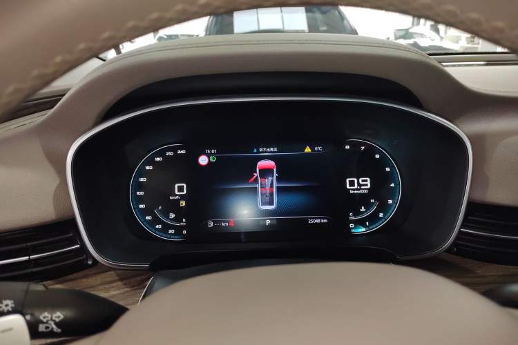 Used Roewe iMAX8 2023 400TGI Comfort Edition Instrument Cluster