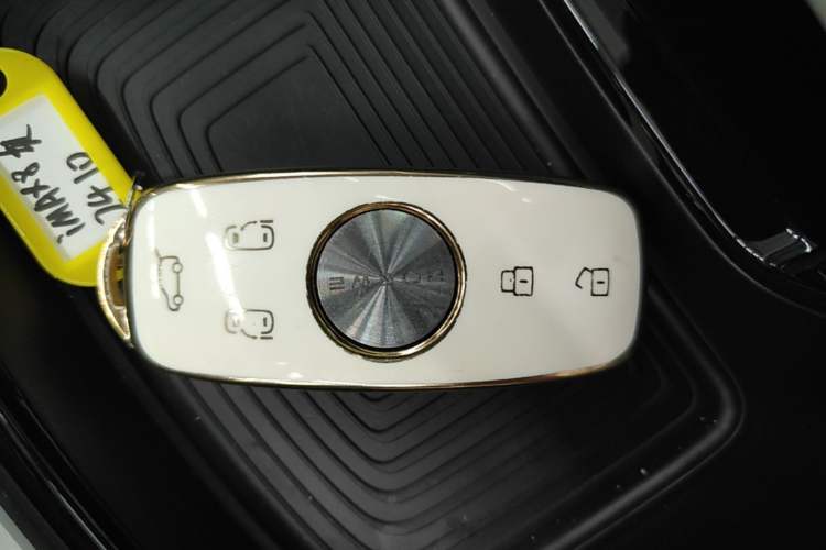 Used Roewe iMAX8 2023 400TGI Comfort Edition Interior 1
