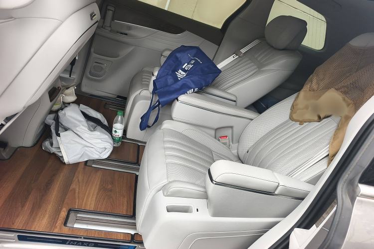 Used Roewe iMAX8 2023 400TGI Comfort Edition Interior 4