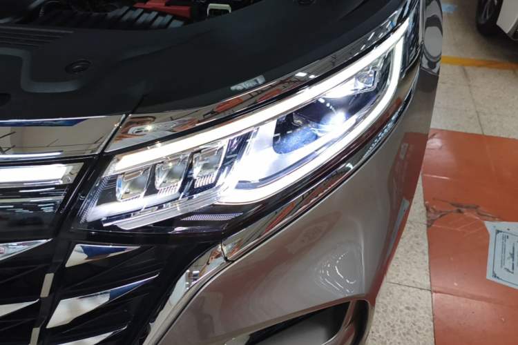 Used Roewe iMAX8 2023 400TGI Comfort Edition Left Front Headlight