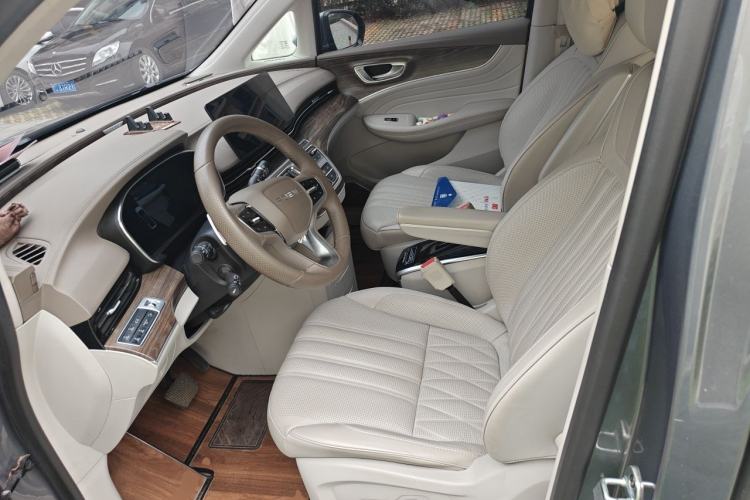 Used Roewe iMAX8 2023 400TGI Comfort Edition Left Front Seat