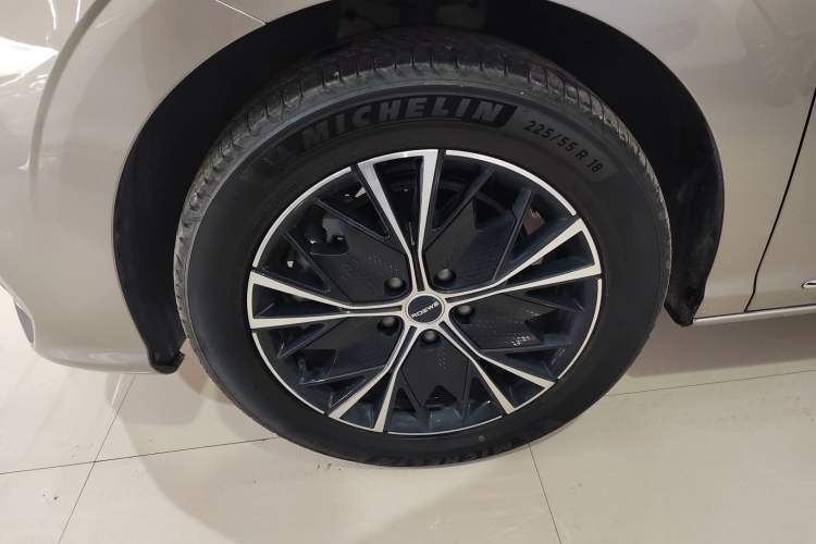 Used Roewe iMAX8 2023 400TGI Comfort Edition Left Front Wheel Hub