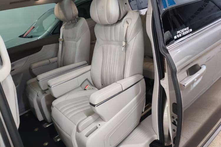 Used Roewe iMAX8 2023 400TGI Comfort Edition Left Rear Seat