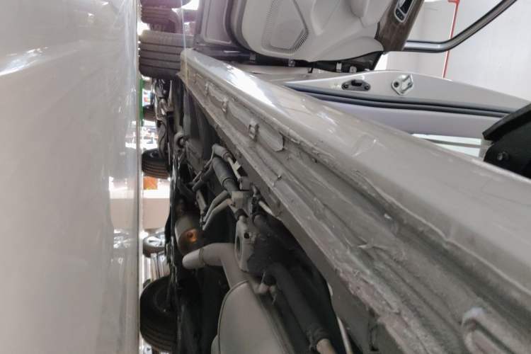 Used Roewe iMAX8 2023 400TGI Comfort Edition Left Side Sill