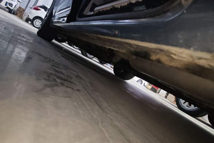 Used Roewe iMAX8 2023 400TGI Comfort Edition Left Side Sill