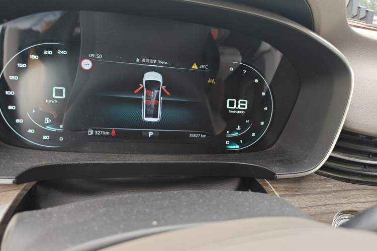 Used Roewe iMAX8 2023 400TGI Comfort Edition Odometer Close Up