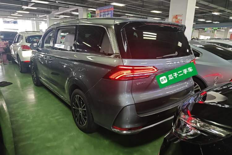 Used Roewe iMAX8 2023 400TGI Comfort Edition Rear Left 45 Deg