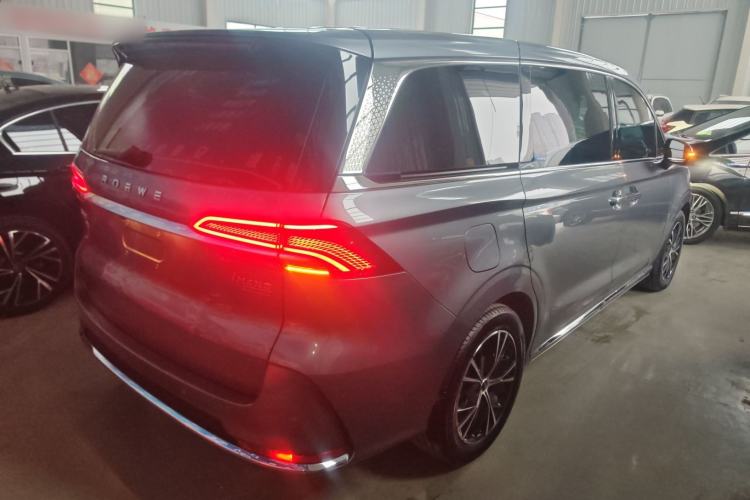 Used Roewe iMAX8 2023 400TGI Comfort Edition Rear Right 45 Deg