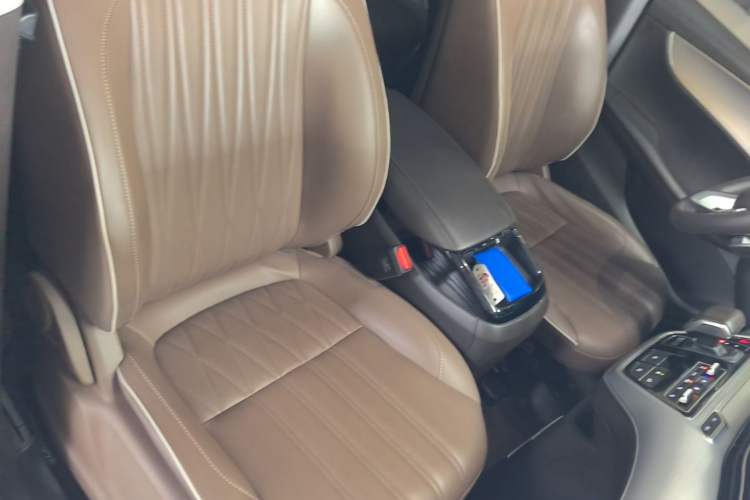 Used Roewe iMAX8 2023 400TGI Comfort Edition Right Front Seat