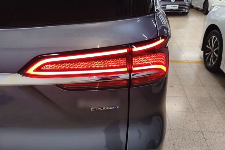 Used Roewe iMAX8 2023 400TGI Comfort Edition Right Rear Taillight